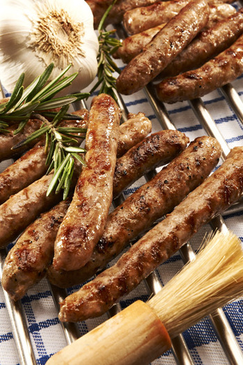 Wors Rolls with Spicy Tomato Sauce